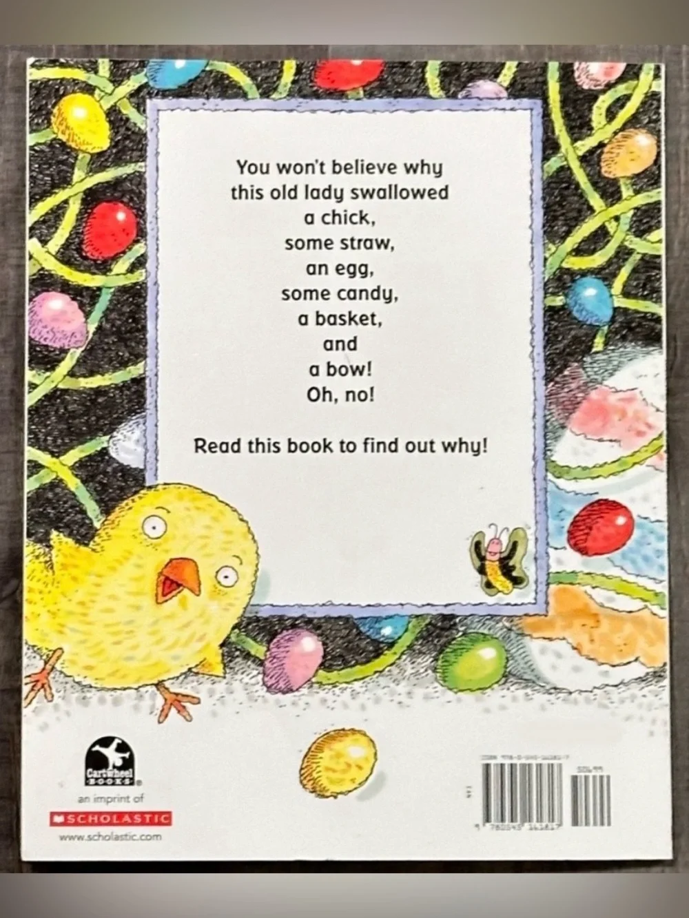 💞 New Scholastic “There Was An Old Lady Who Swallowed A Chick!” Easter Book